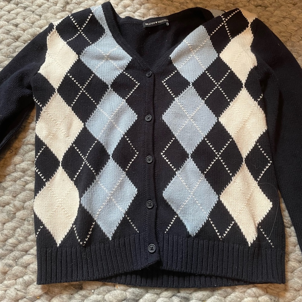 Brandy Melville Elizabeth Sweater